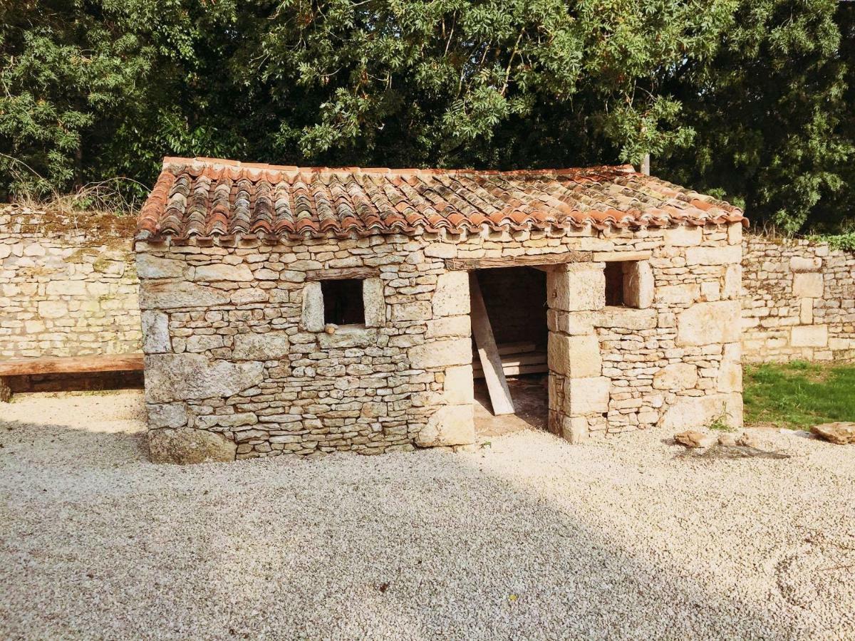 Gites Les Demeures De Valette Azay-le-Brule 外观 照片