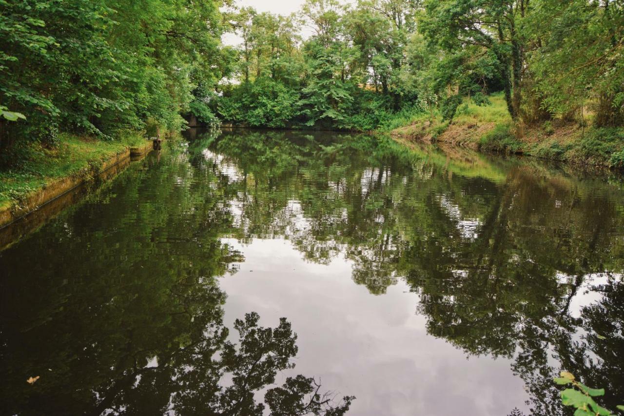 Gites Les Demeures De Valette Azay-le-Brule 外观 照片